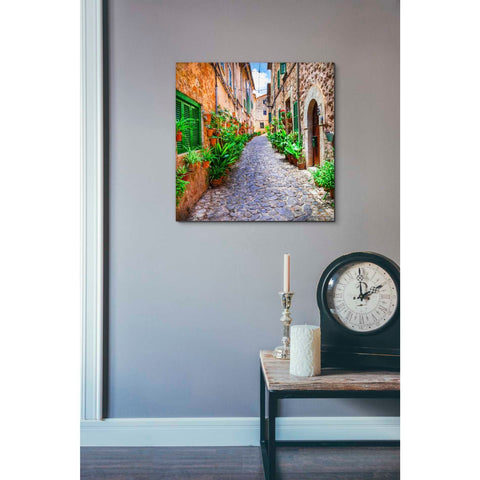 Image of 'Vecino I' Canvas Wall Art,18 x 18