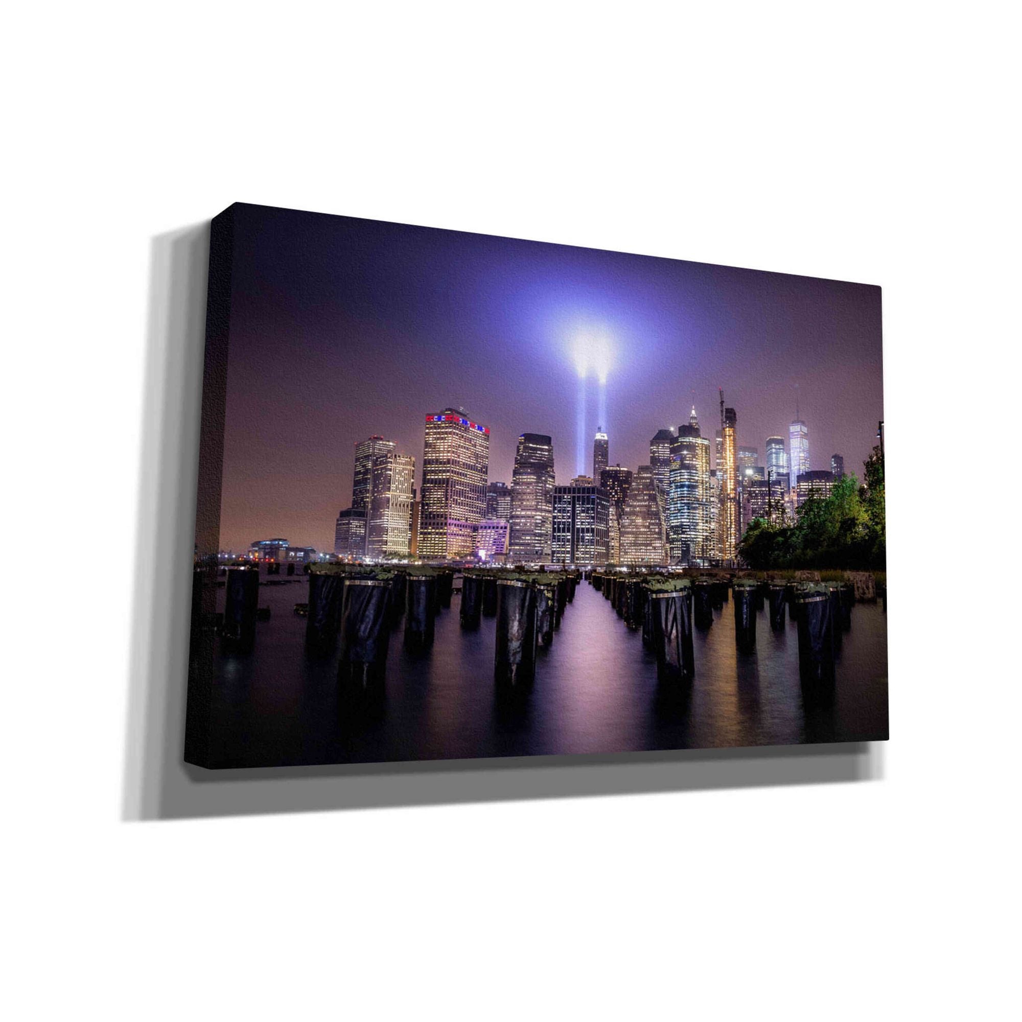 'Spirit Of New York II' by Nicklas Gustafsson Canvas Wall Art