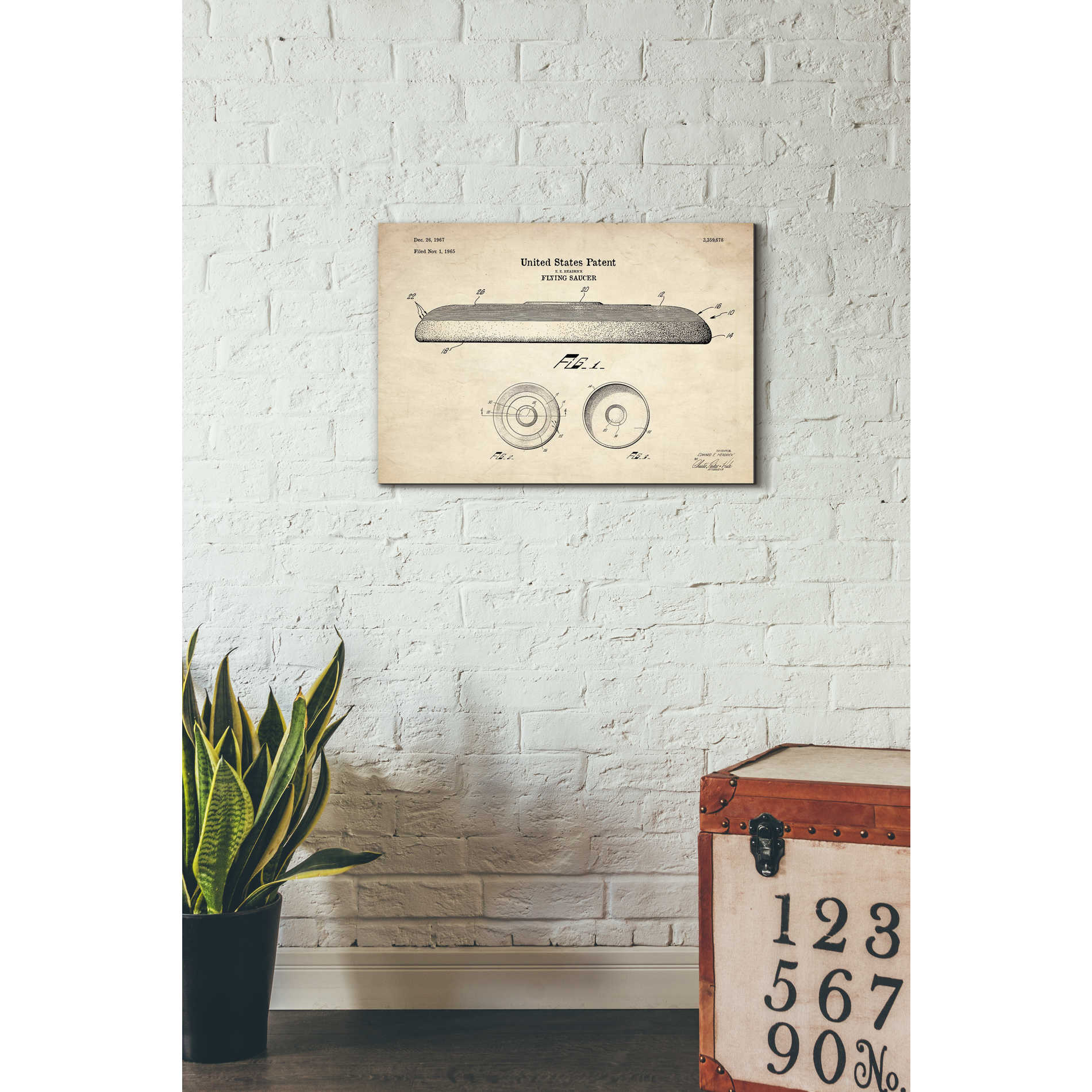 'Flying Disc Blueprint Patent Parchment' Canvas Wall Art,26 x 18