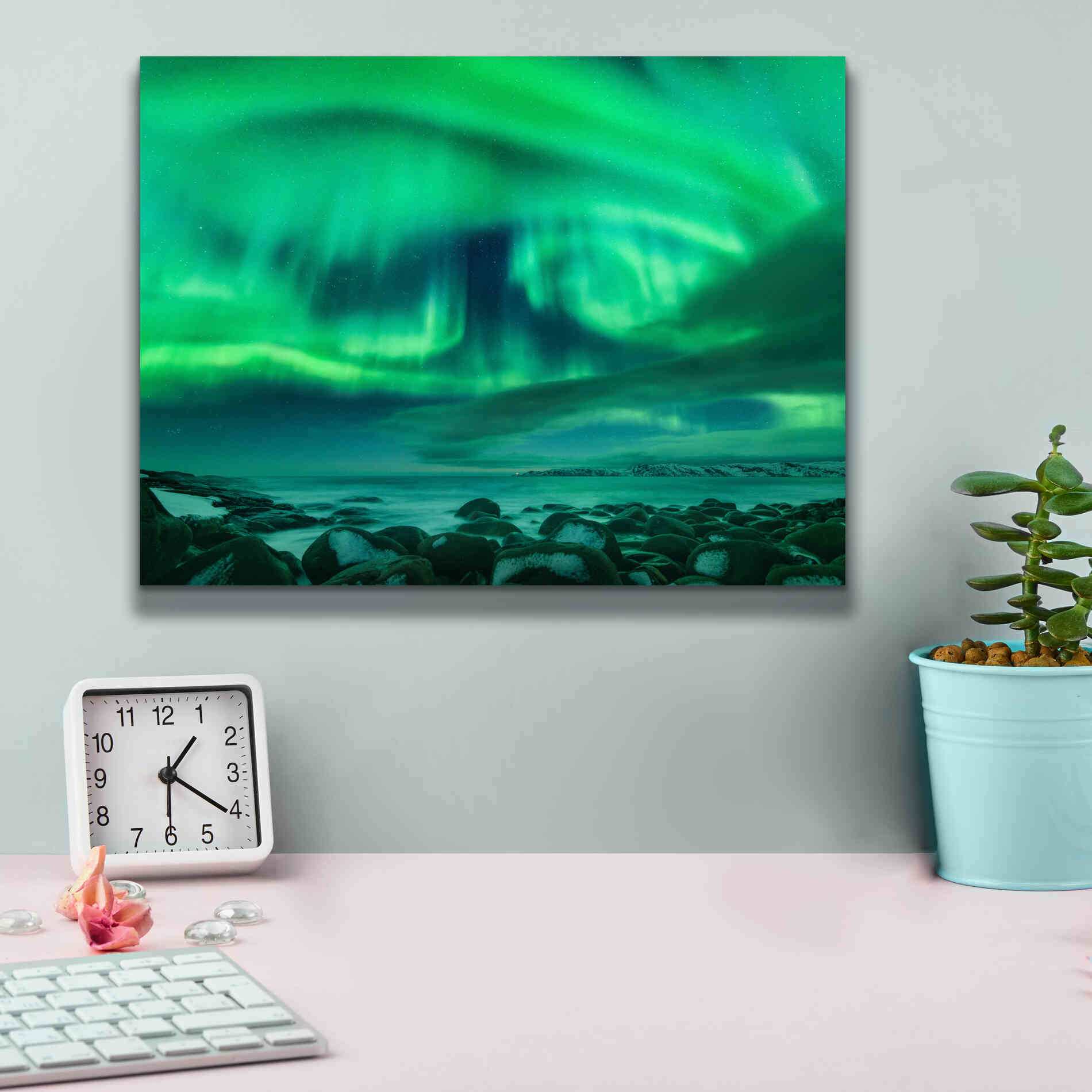 'Aurora Borealis Over Ocean' by Epic Portfolio, Giclee Canvas Wall Art,16x12