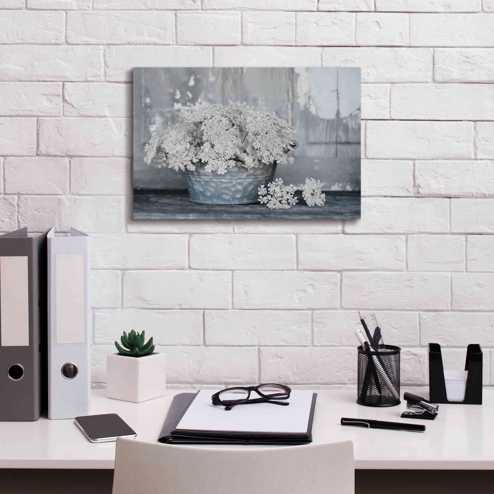 'Queen Anne's Lace I' by Lori Deiter, Canvas Wall Art,18 x 12