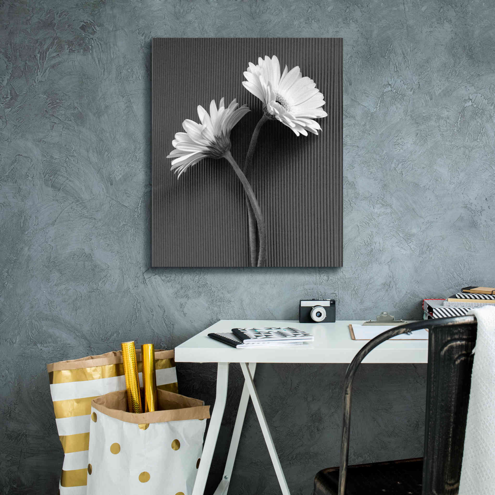 'Fresh Cut Daisy IV' by Debra Van Swearingen, Canvas Wall Art,20 x 24