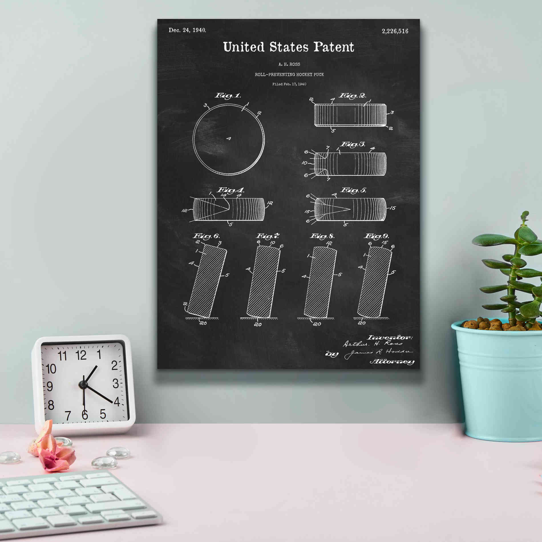 'Hockey Puck Blueprint Patent Chalkboard,' Canvas Wall Art,12 x 16