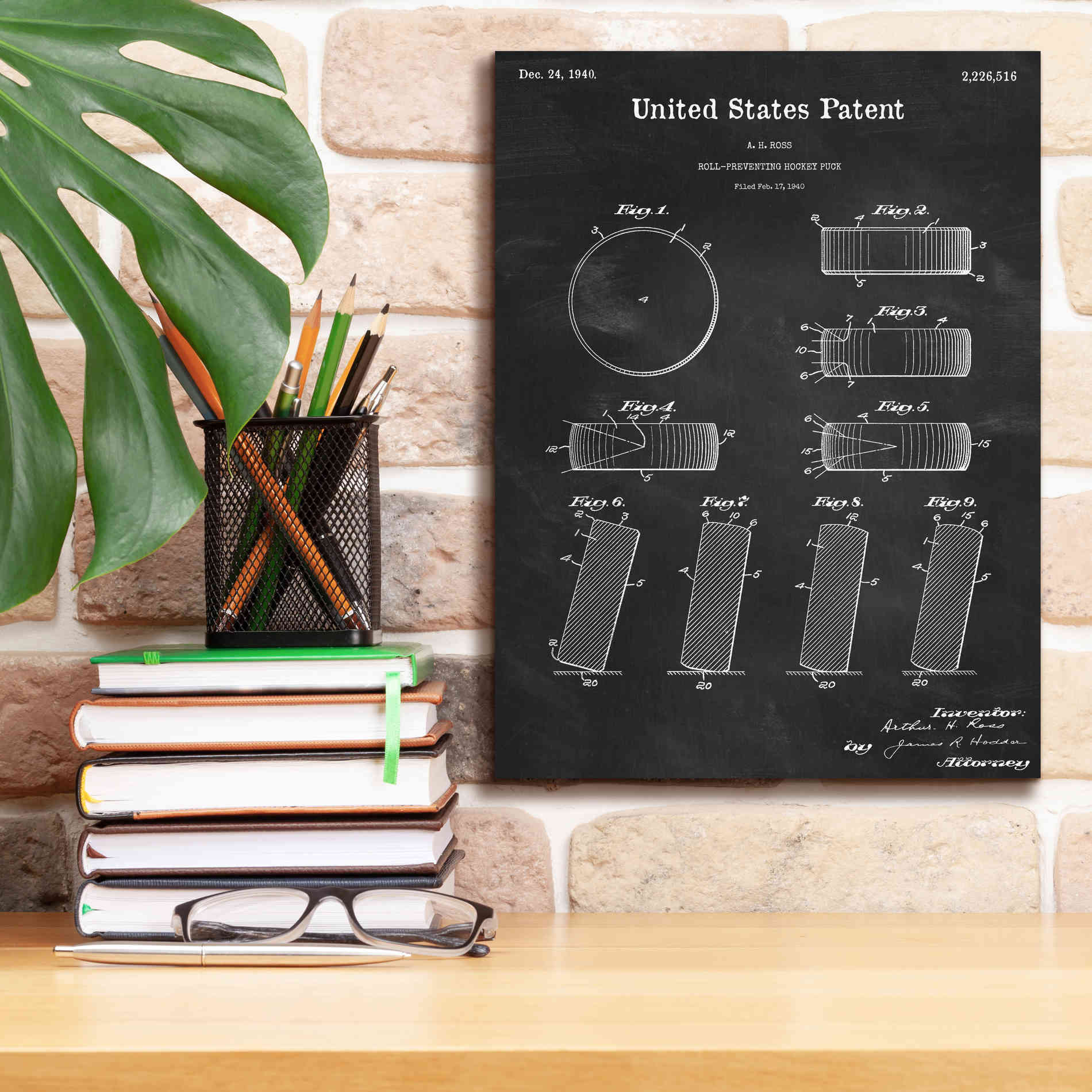 'Hockey Puck Blueprint Patent Chalkboard,' Canvas Wall Art,12 x 16